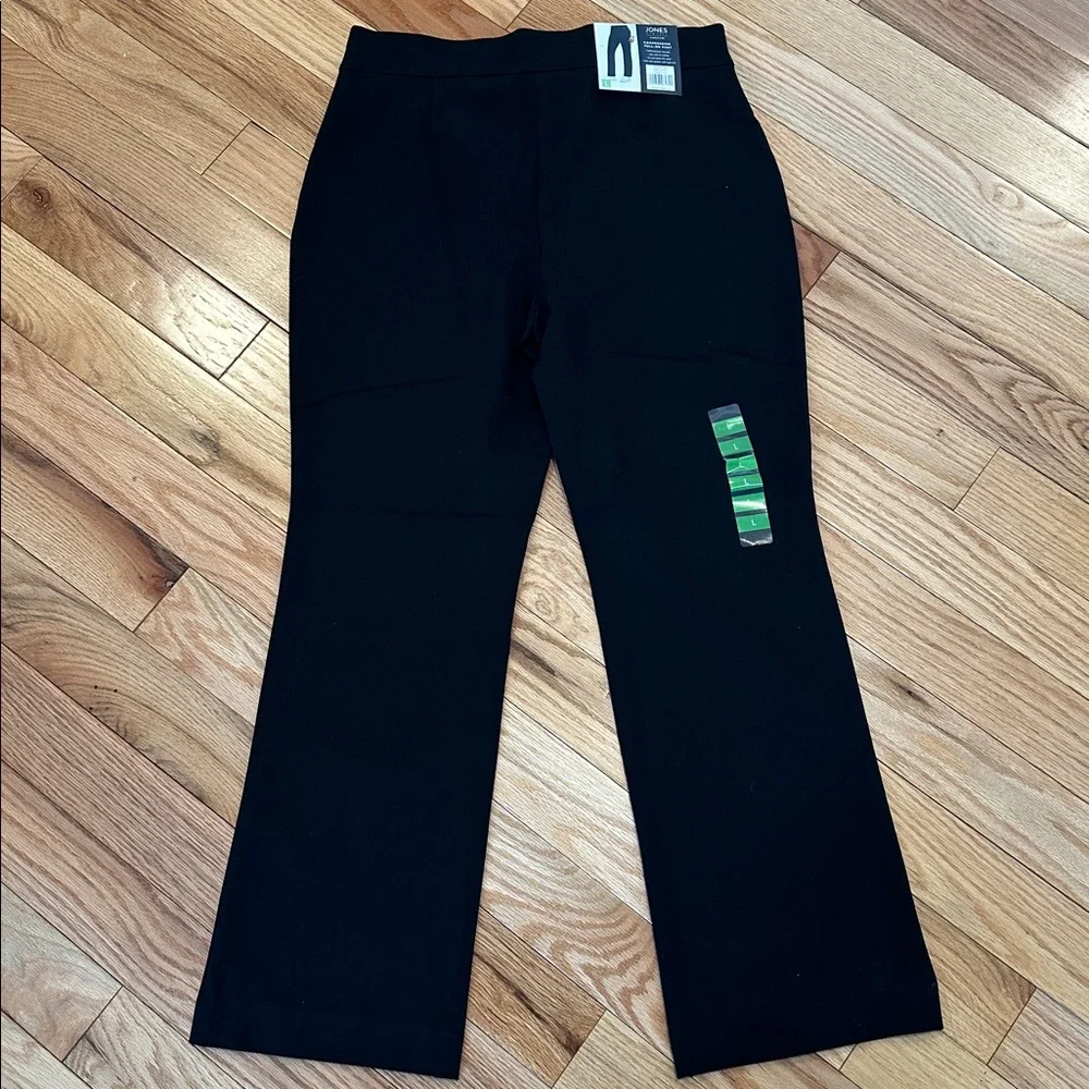 Jones New York Signature Compression Black Pull On Straight Leg Pants